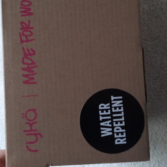 3. Ryka Snow Bound Women's Boots - Picture 10 of 11